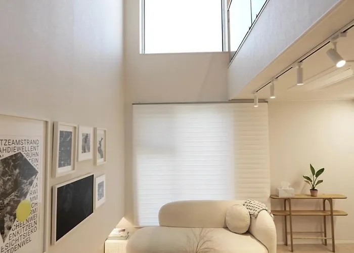10 Minutes From Seongsu Station, Designer\'S Duplex Space, Sageunsageun