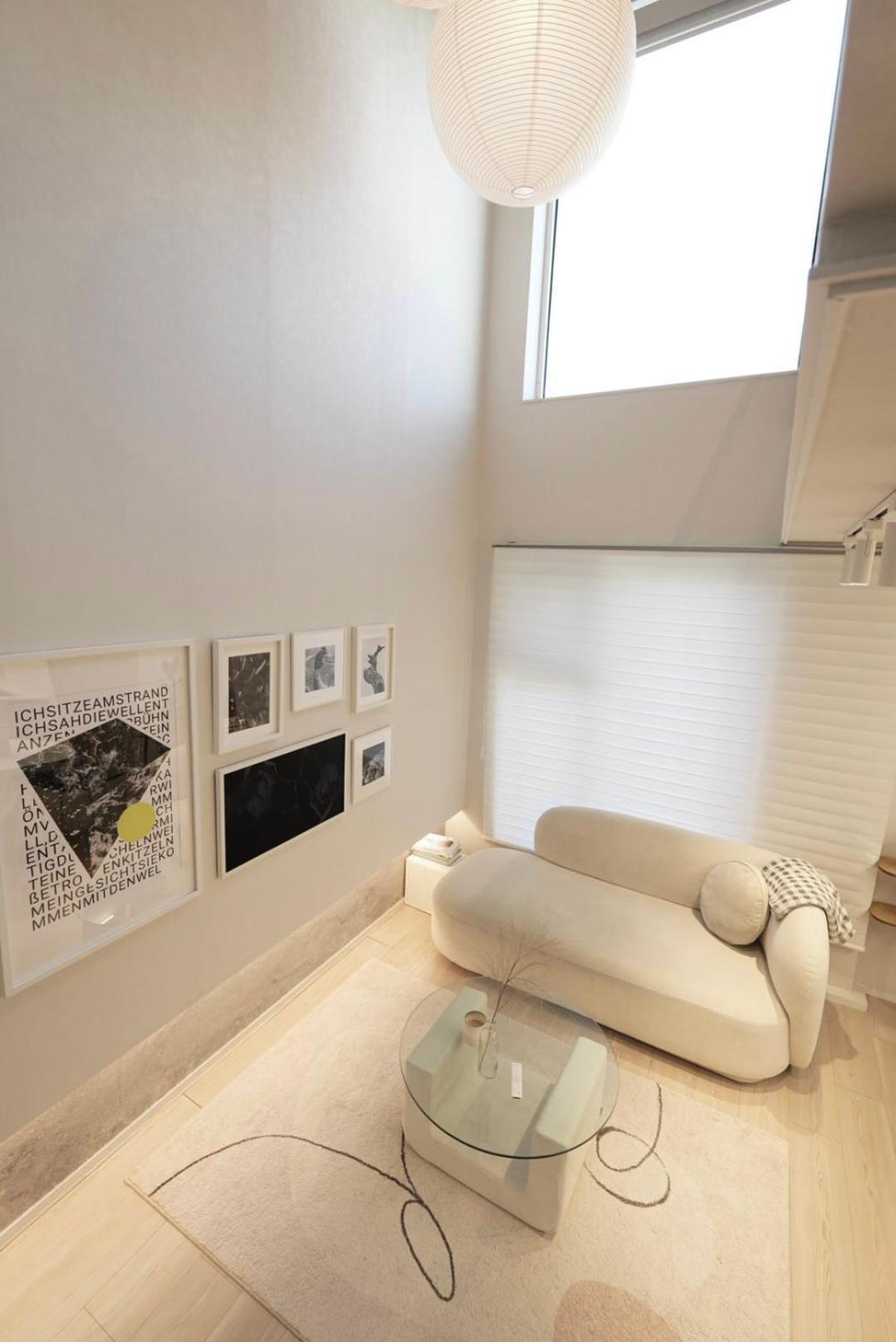 10 Minutes From Seongsu Station, Designer's Duplex Space, Sageunsageun Apartment