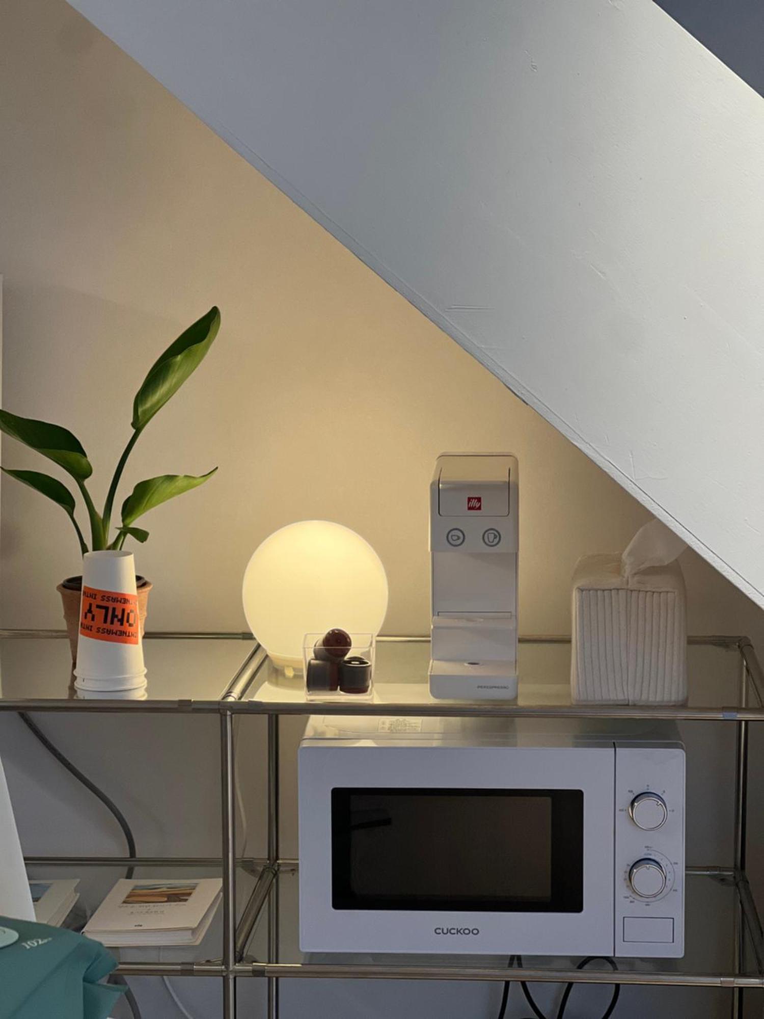Apartment 10 Minutes From Seongsu Station, Designer's Duplex Space, Sageunsageun *