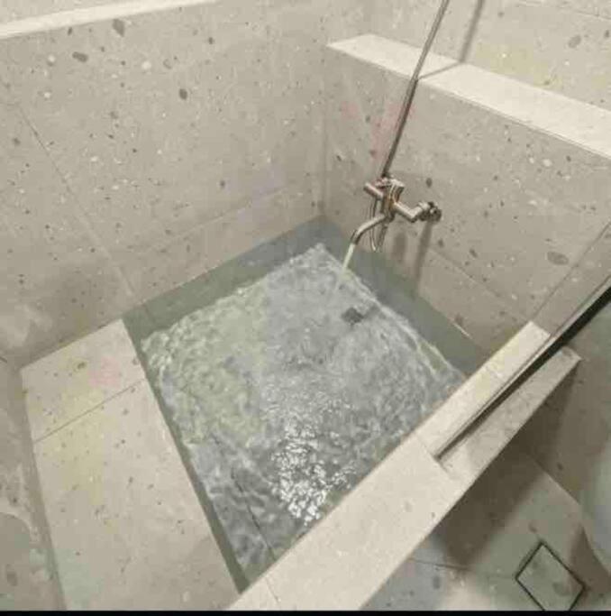 10 Minutes From Seongsu Station, Designer's Duplex Space, Sageunsageun Seoul