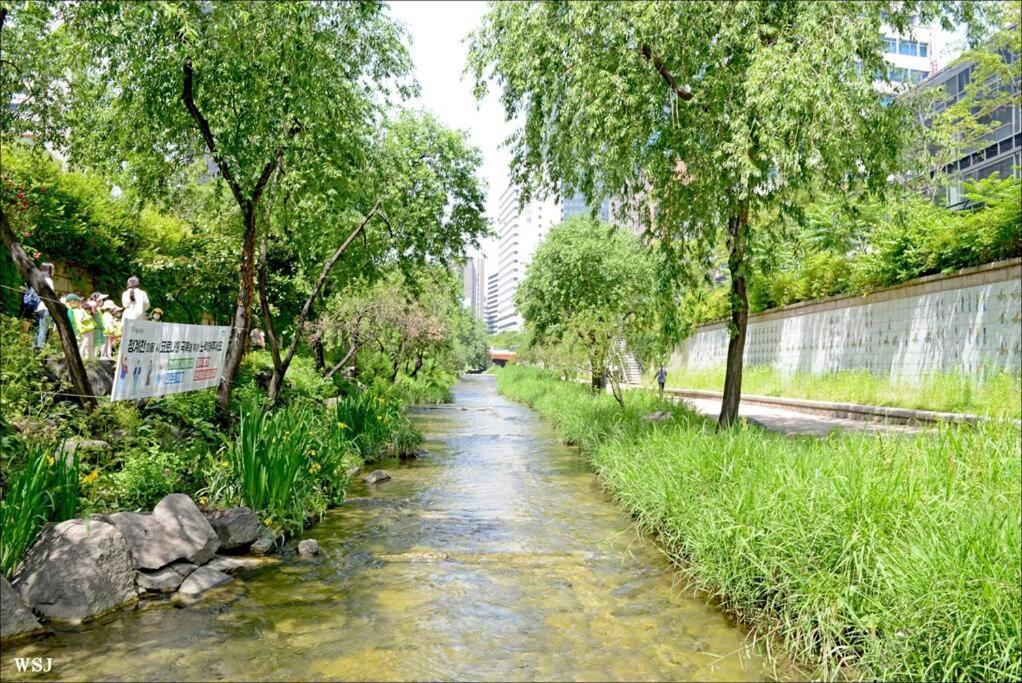 10 Minutes From Seongsu Station, Designer's Duplex Space, Sageunsageun *